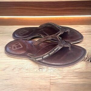▶️ Reef ◀️ Beaded Brown Sandals. Size 6